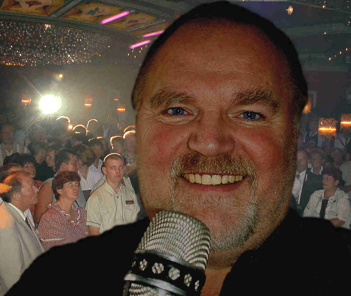 DJ Mike im Odeon-Tanzpalast